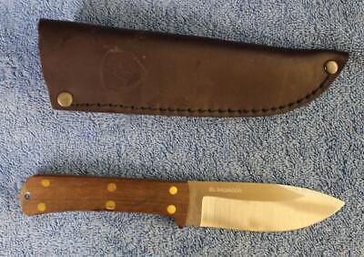 8.375" 4.5-4C Skinner Fixed Blade Knife Walnut Handle with Leather Sheath