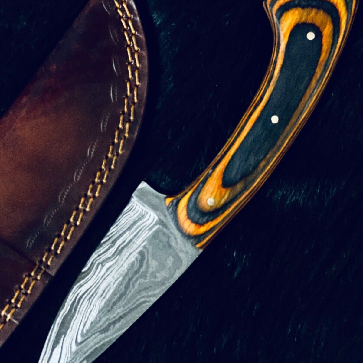 8.5" Custom Handmade Twist Damascus Steel Bowie Knife with Wood Handle