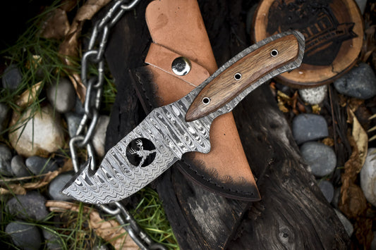 8.5" Gut Hook Skinner Knife Ladder Damascus Walnut Wood Hunting Tool