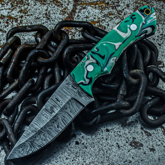 8.5 Inch Damascus Bowie Hunting Knife with Resin Handle and Leather Sheath