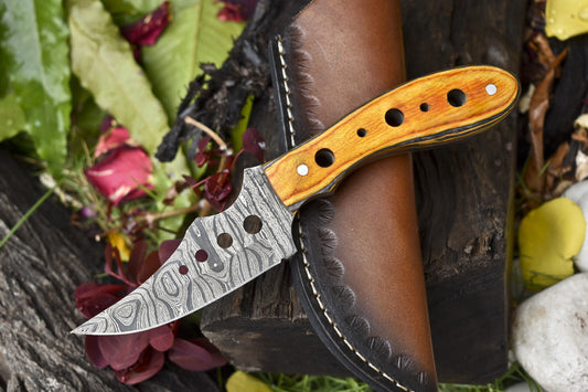 8.5" Twist Damascus Skinner Knife Hardwood Handle Survival Knife with Sheath