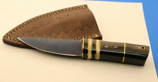 8" Custom Handmade Damascus Steel Hunting Skinner Fixed Blade Knife Hardwood Handle with Leather Sheath