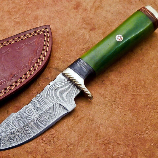 8" Damascus Bowie Knife – Camel Bone Handle & Brass Bolster 