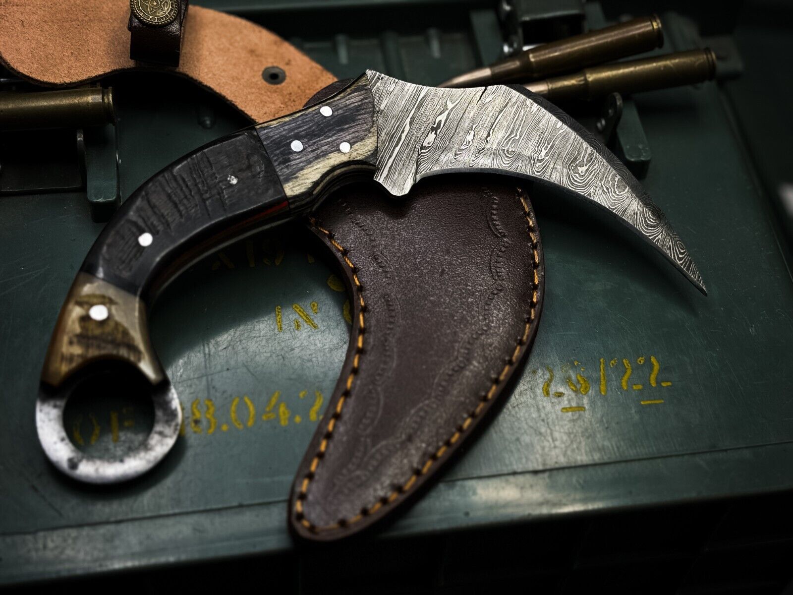 8" Handmade Best Karambit Damascus Steel Karambit with Horn Handle and  Sheath