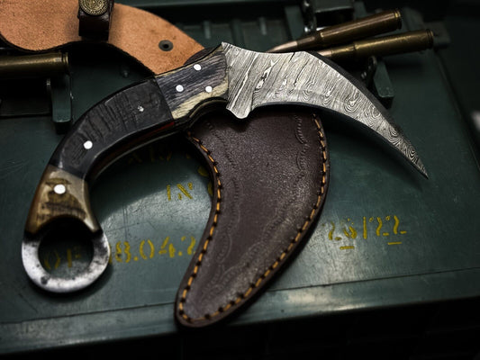 8" Handmade Best Karambit Damascus Steel Karambit with Horn Handle and  Sheath