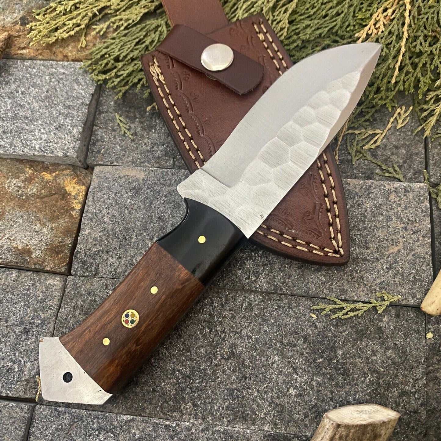 8" Handmade D2 Tool Steel Bushcraft Bowie Knife – Wood & Horn Handle