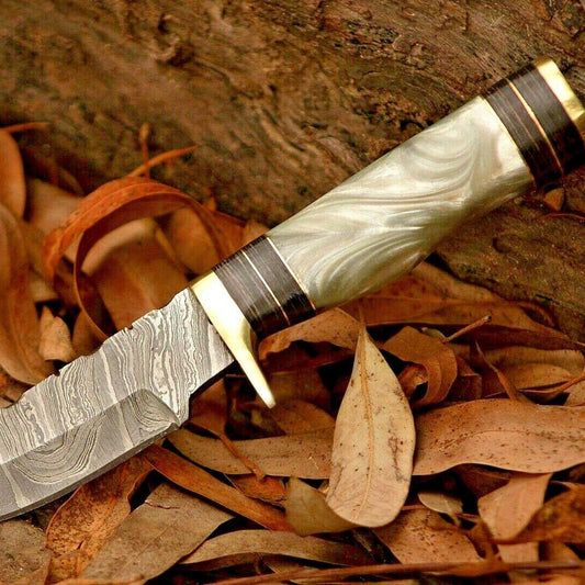 8" Handmade Damascus Hunting Knife – Resin & Brass Guard Handle