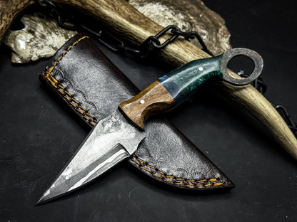 8" Handmade Damascus Karambit Knife Best Karambit with Resin Handle and Sheath 