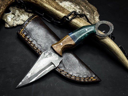 8" Handmade Damascus Karambit Knife Best Karambit with Resin Handle and Sheath 