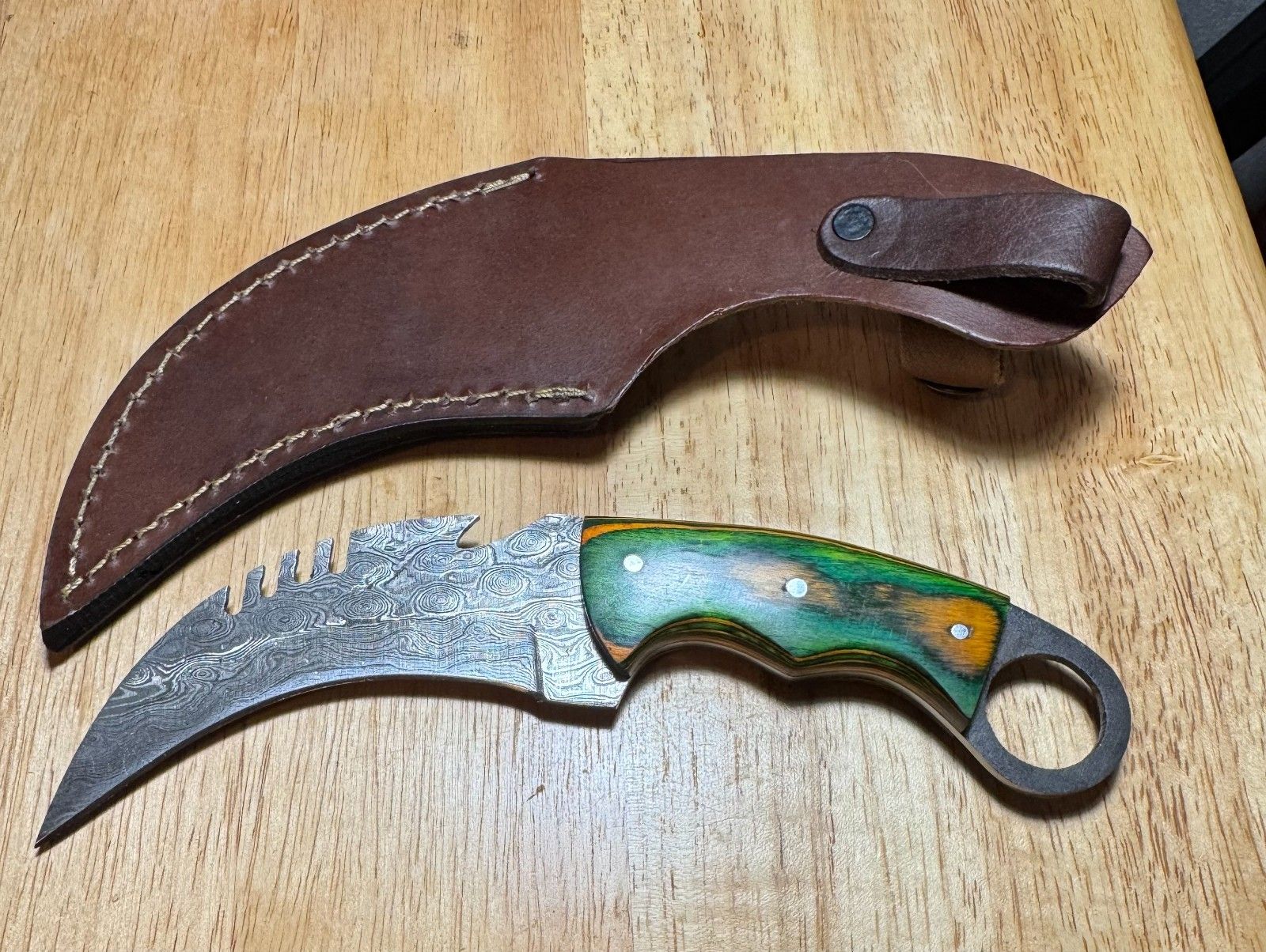 8" Handmade Damascus Karambit Knife Wood Handle and Karambit with Sheath