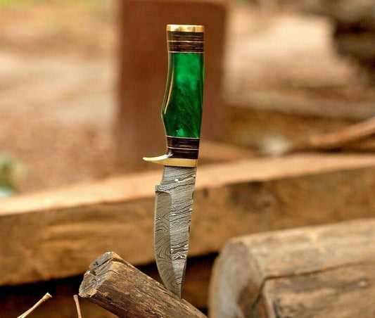 8" Handmade Damascus Steel Skinner Knife | Resin Handle with Brass Guard