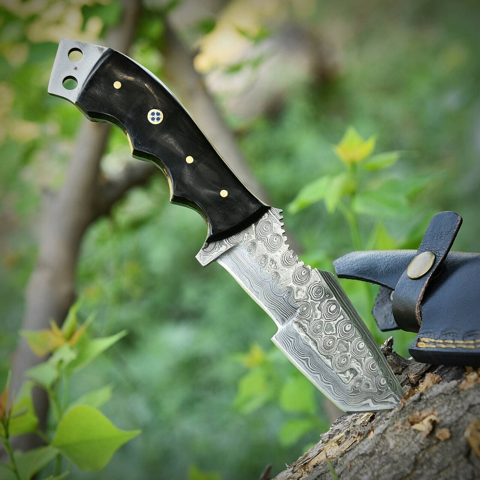 8 Inch Damascus Steel Bowie Tracker Knife with Bull Horn Handle
