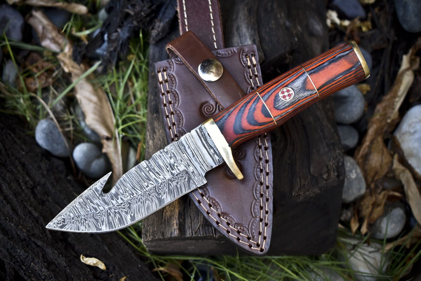 8 Inch Forged Damascus Skinner Knife with Gut Hook Twist Pattern and Hard Wood Handle for Hunting
