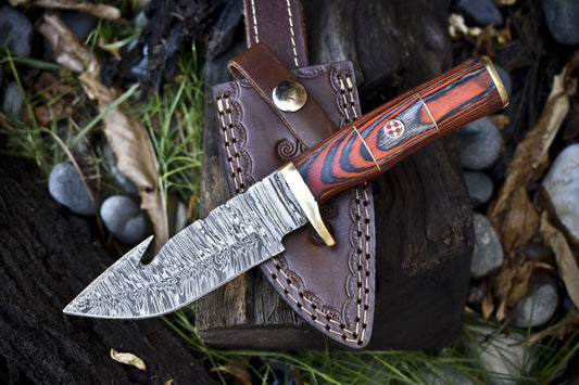 8 Inch Forged Damascus Skinner Knife with Gut Hook Twist Pattern and Hard Wood Handle for Hunting
