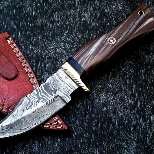8 Inch Handmade Damascus Bowie Knife with Resin Handle and Brass Bolster