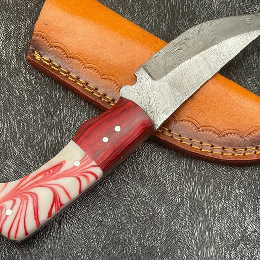 8 Inch Handmade Damascus Bowie Knife with Resin and Hardwood Handle