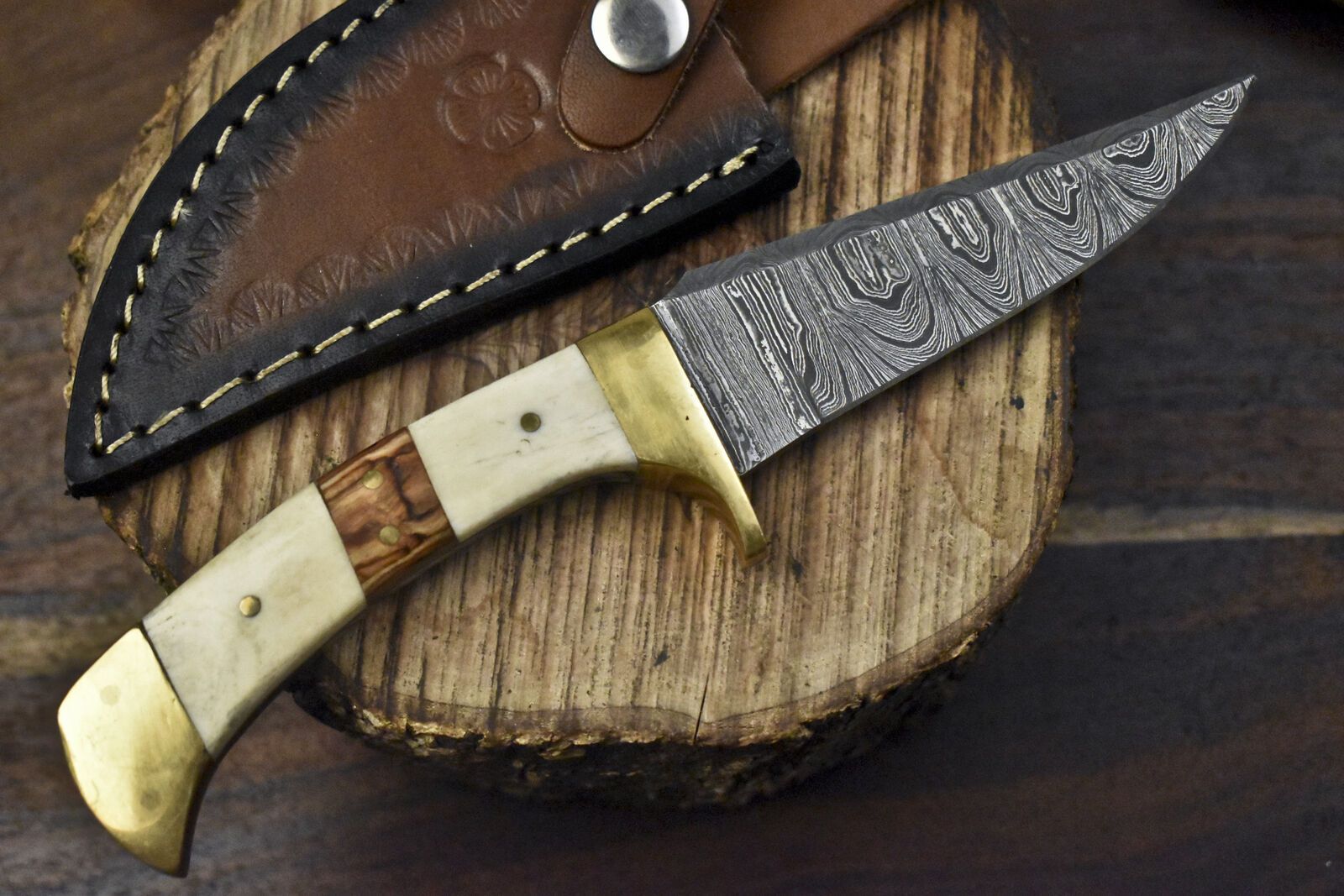 8" Twist Damascus Skinner Knife with Bone and Wood Handle and Brass Guard – Handmade EDC Blade