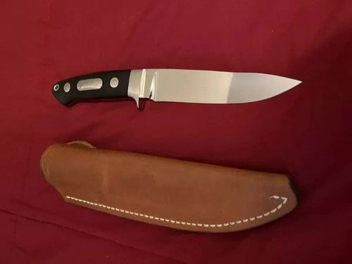 9.25″ Custom Semi Skinner Knife – 154 CPM Steel Blade, Black Micarta Handle & Original Leather Sheath