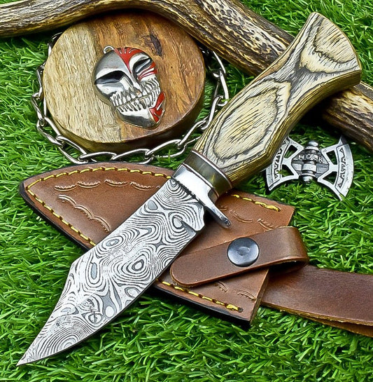9" Premium Handmade Damascus Bowie Knife – Wood Handle & Leather Sheath