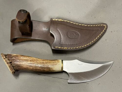 9" Skinner Knife – 440C Stainless Steel Blade with Stag Handle & Leather Belt Sheath