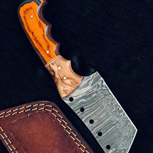 9" Tanto Bowie Knife – Twist Damascus Steel Blade & Camel Bone Handle