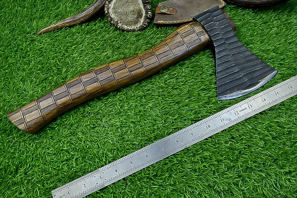 Authentic Viking Tomahawk – Handcrafted Carbon Steel Axe with Leather Sheath