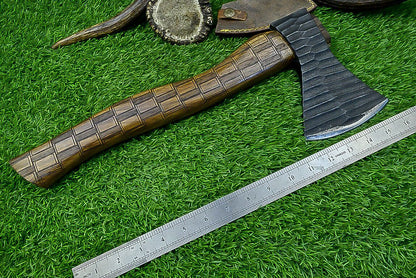Authentic Viking Tomahawk – Handcrafted Carbon Steel Axe with Leather Sheath