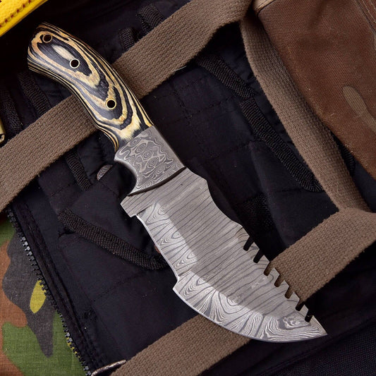 Brown Full Tang Tracker Knife – Custom Damascus Steel Hunting Blade with Micarta Handle & Sheath