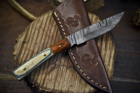 Compact Twist Damascus Skinner Knife Hardwood Handle Wooden Bolster Tactical Use