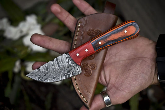 Compact Twist Damascus Skinner Knife with Hardwood Handle – 6.5" Handmade Survival Blade