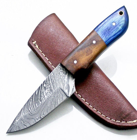 Custom Damascus Hunting Skinner Knife Wood Handle Fixed Blade with Leather Sheath