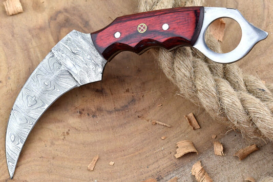 Custom Damascus Karambit Knife Hunting Karambit with Wood Handle and Sheath