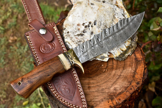 Custom Forged Damascus Handmade Hunting Camping Survival Bowie Knife With Wood Handle