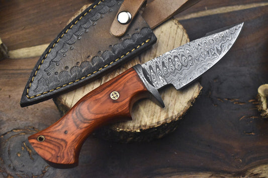 Custom Forged Hunting Skinner Knife Ladder Damascus Hard Wood Outdoor