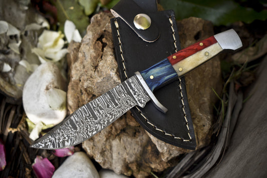 Custom Hand Forged Twist Damascus Hunting Skinner Knife with Bone and Wood Handle – Gift Edition