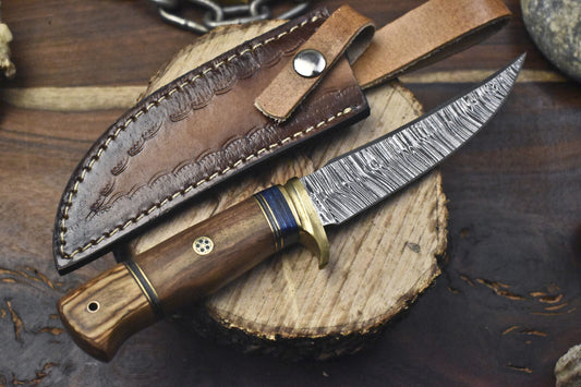 Custom Hand Forged Twist Damascus Skinner Hunting Knife 10 Inch with Walnut Wood Handle W/ Leather Sheath