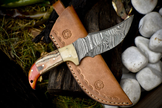 Custom Hand Forged Twist Damascus Skinner Knife with Hardwood Handle and Leather Sheath – Outdoor Closeout
