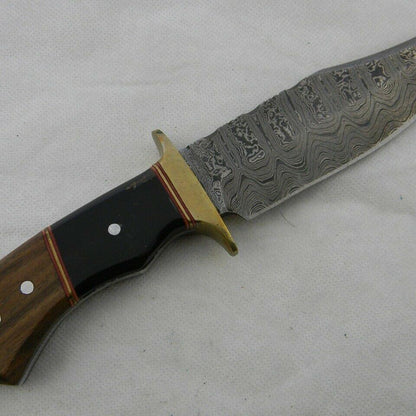  Custom Hand Made Bowie Knife | Damascus Blade | Water Buffalo Horn & Wood Handle