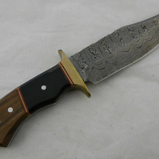 Custom Hand Made Bowie Knife | Damascus Blade | Water Buffalo Horn & Wood Handle