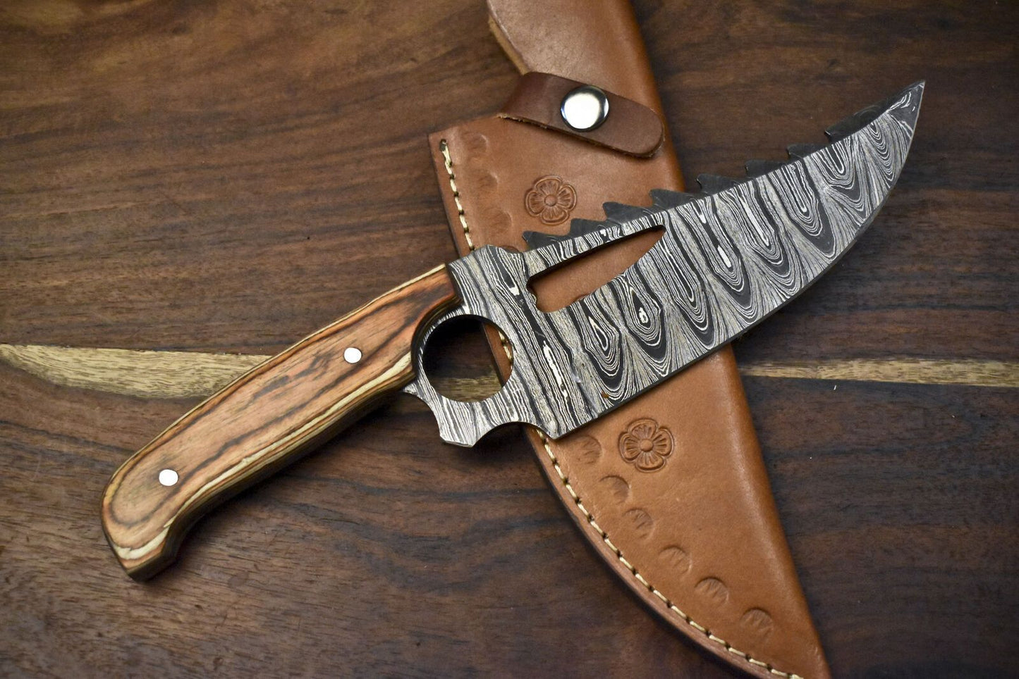 Custom Handmade 11.5 Inch Damascus Skinner Hunting Knife with Twist Pattern Blade and Olive Wood Handle