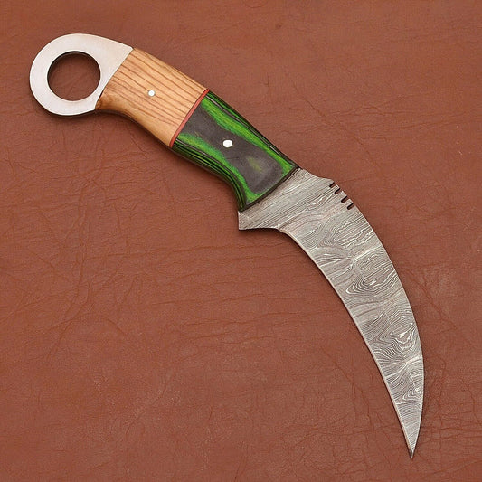 Custom Handmade Damascus Karambit Damascus Steel Karambit Knife with Wood Handle 