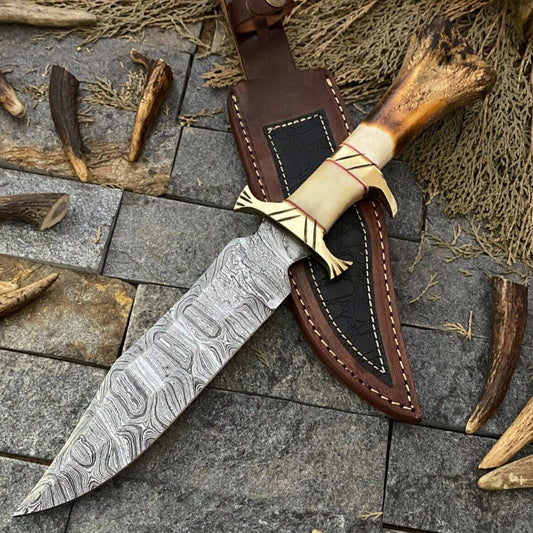 Custom Handmade Damascus Steel Bowie Knife with Olive Wood Handle and Brass Guard