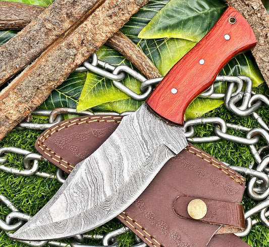 Custom Handmade Damascus Steel Full Tang Tracker Knife – Hardwood Handle, Brass Bolsters