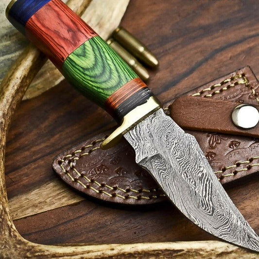 Custom Handmade Damascus Steel Hunting Knife with Hardwood Handle and Leather Sheath