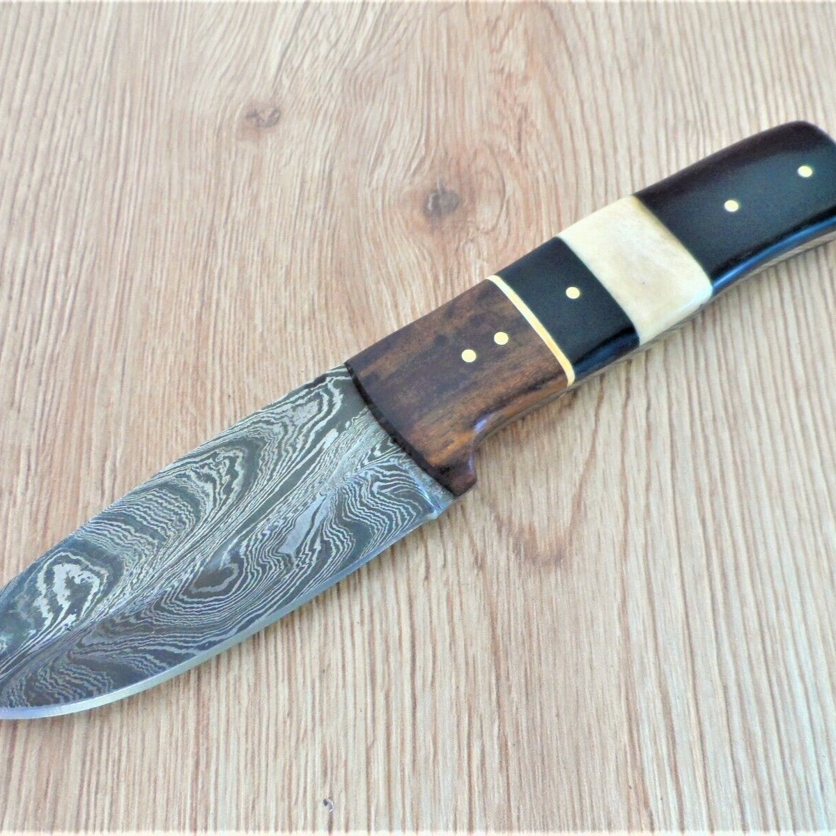 Custom Handmade Full Tang Forged Damascus Steel Hunting Bowie Camping Knife | Durable Outdoor Blade