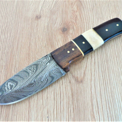 Custom Handmade Full Tang Forged Damascus Steel Hunting Bowie Camping Knife | Durable Outdoor Blade