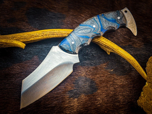 Custom Handmade Hunting Knife | Damascus & Carbon Steel Blade | Premium Handle | Sheath Included