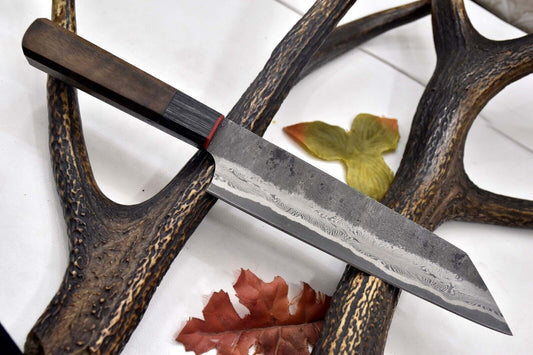 Custom Handmade San Mai Damascus Steel Chef Knife – Hammered Ladder Pattern, Walnut Handle

