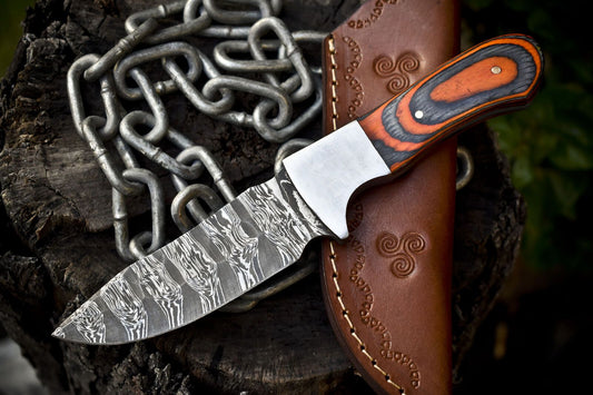 Custom Twist Damascus Skinner Knife – Hand Forged Hard Wood Tactical Hunting Blade