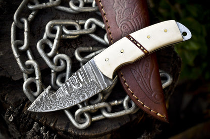 Custom Twist Damascus Skinner Knife with Gut Hook and Bone Handle for Outdoor Hunting